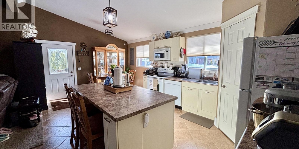 60 PLOVER STREET Kitimat Photo 4 60 PLOVER STREET Kitimat Photo 4